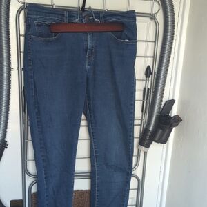 Levi's Classic Blue Skinny Jeans for Women